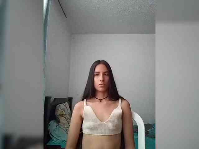 Dannali22 webcam