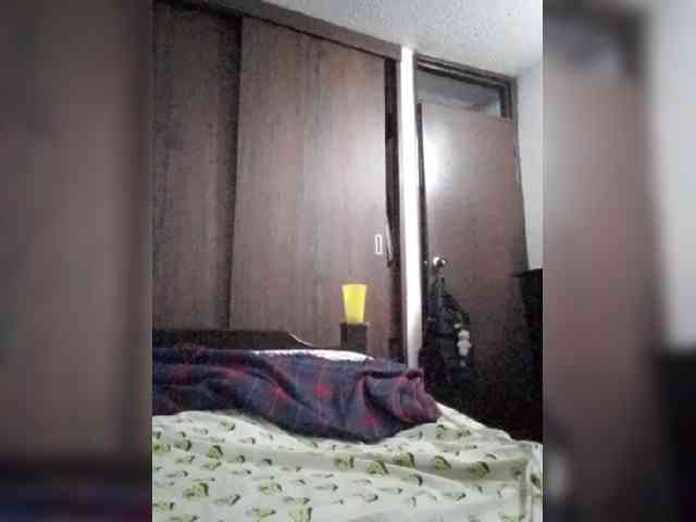 Dannali22 webcam