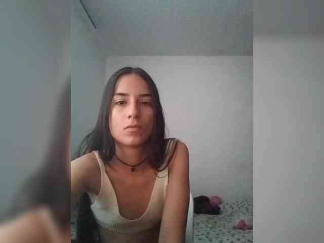 Dannali22 webcam