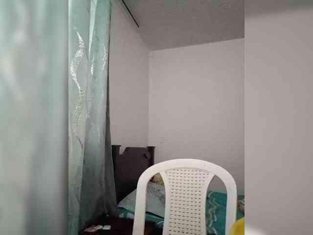 Dannali22 webcam
