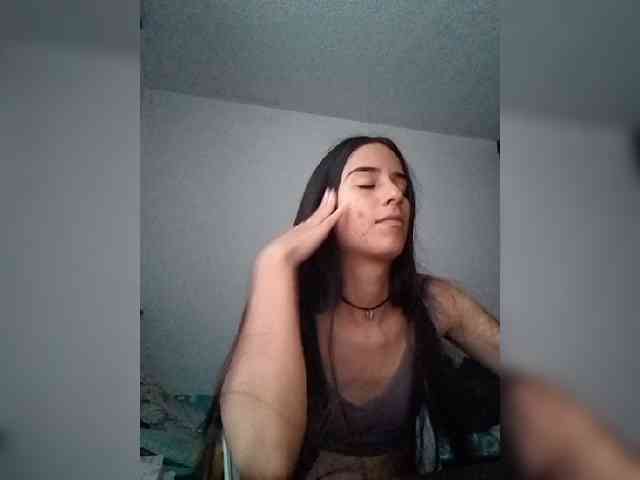 Dannali22 webcam