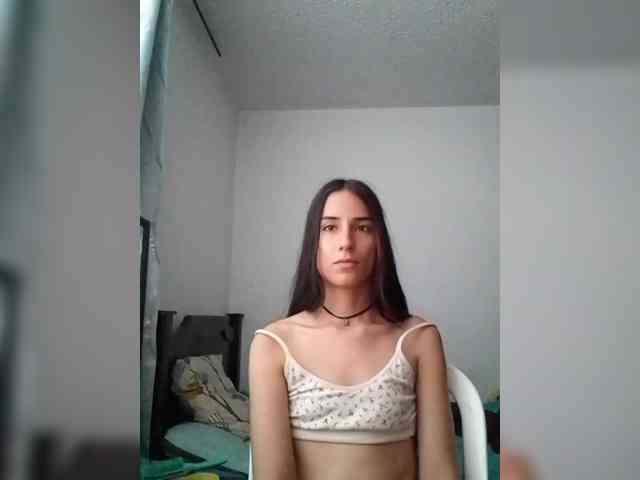 Dannali22 webcam