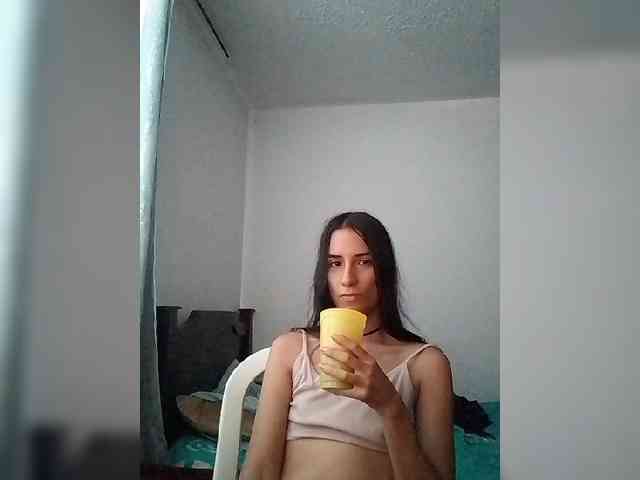 Dannali22 webcam