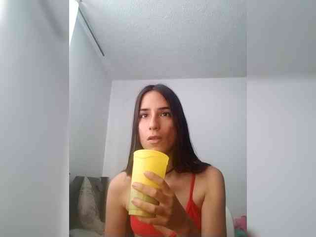 Dannali22 webcam