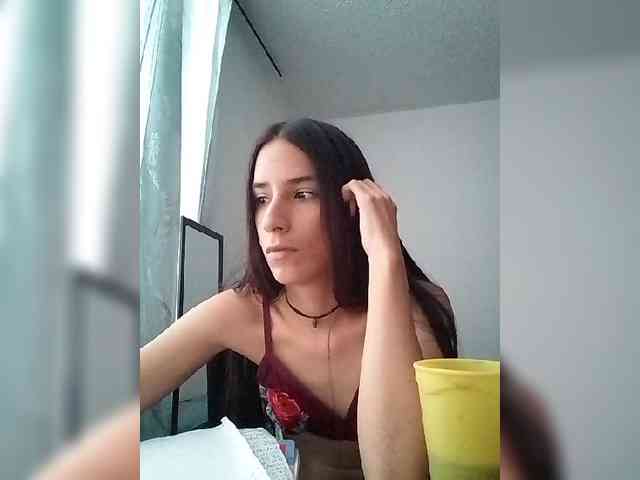 Dannali22 webcam