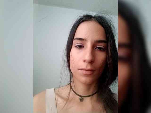 Dannali22 webcam