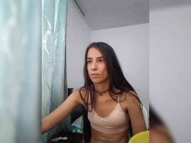 Dannali22 webcam