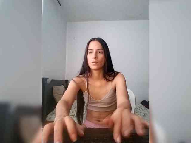 Dannali22 webcam
