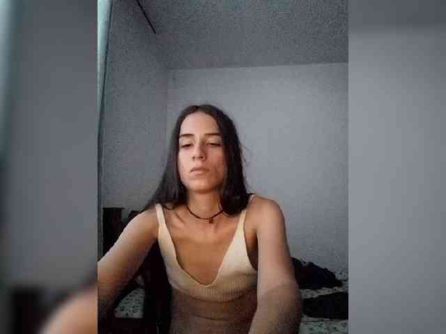 Dannali22 webcam