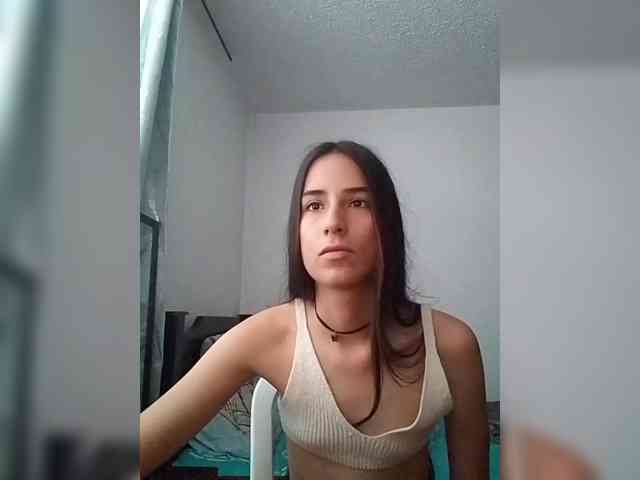 Dannali22 webcam