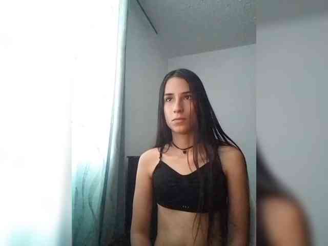 Dannali22 webcam