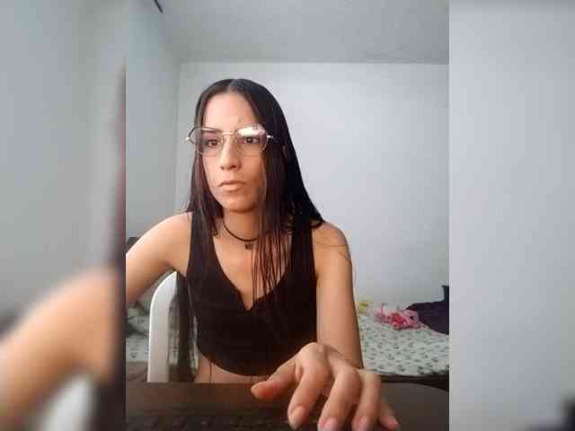 Dannali22 webcam