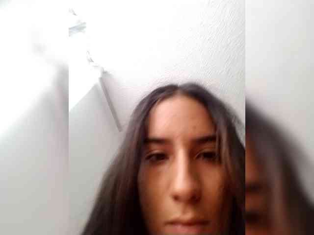 Dannali22 webcam