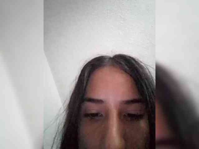 Dannali22 webcam