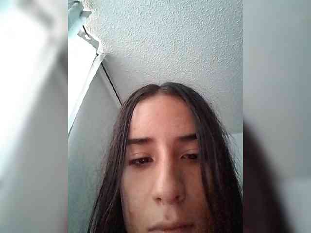 Dannali22 webcam