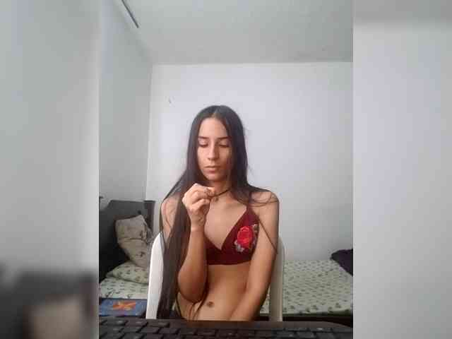 Dannali22 webcam