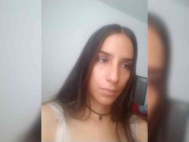 Dannali22 webcam