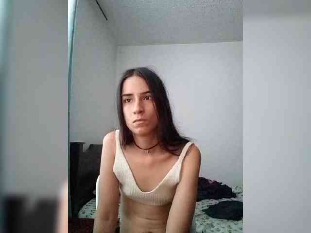 Dannali22 webcam