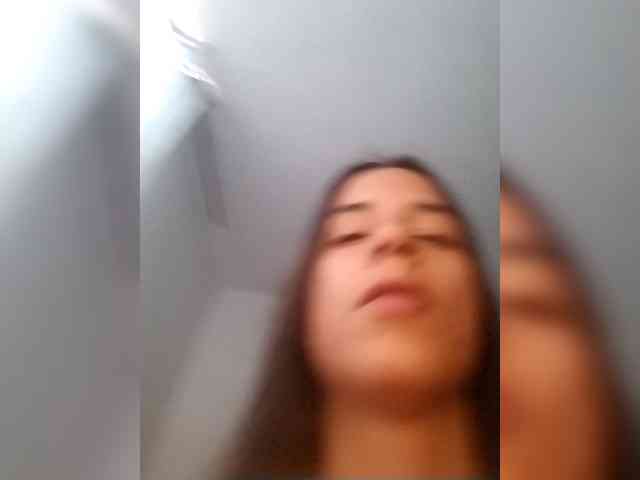 Dannali22 webcam