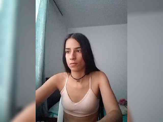 Dannali22 webcam