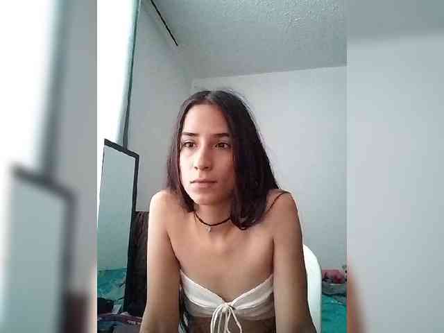 Dannali22 webcam