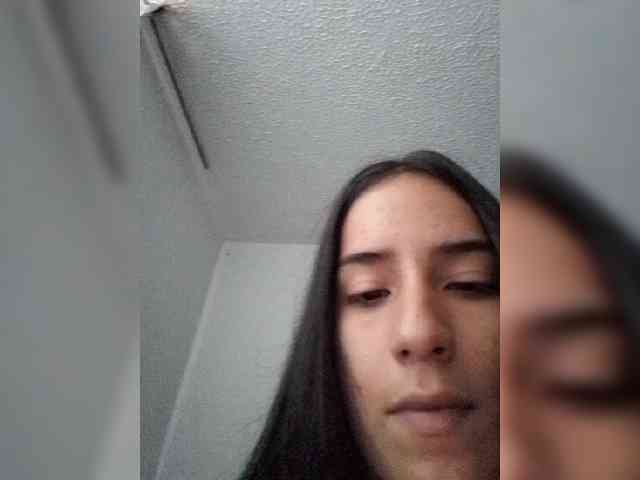 Dannali22 webcam