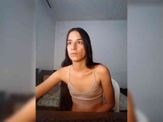 Dannali22 webcam