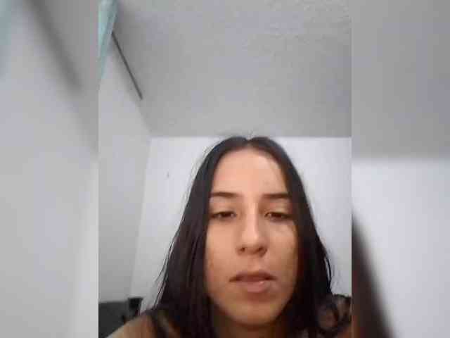 Dannali22 webcam