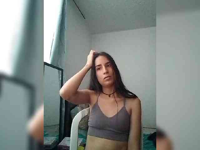Dannali22 webcam