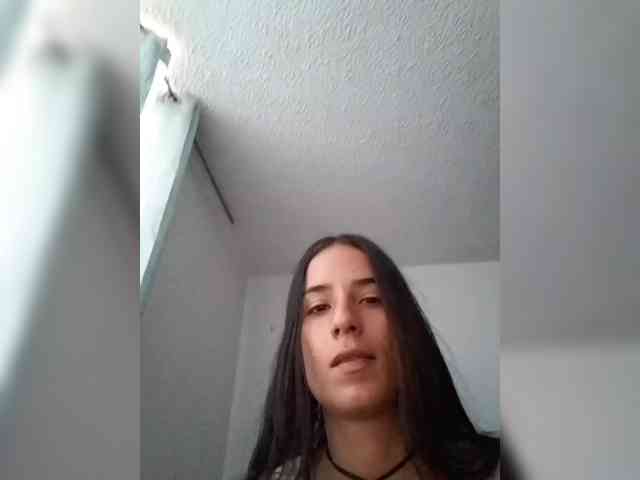 Dannali22 webcam
