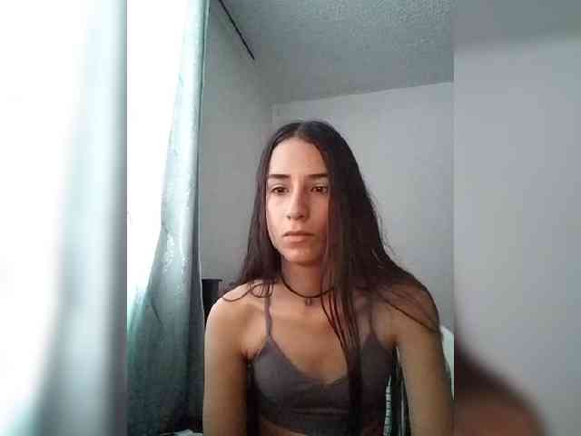 Dannali22 webcam