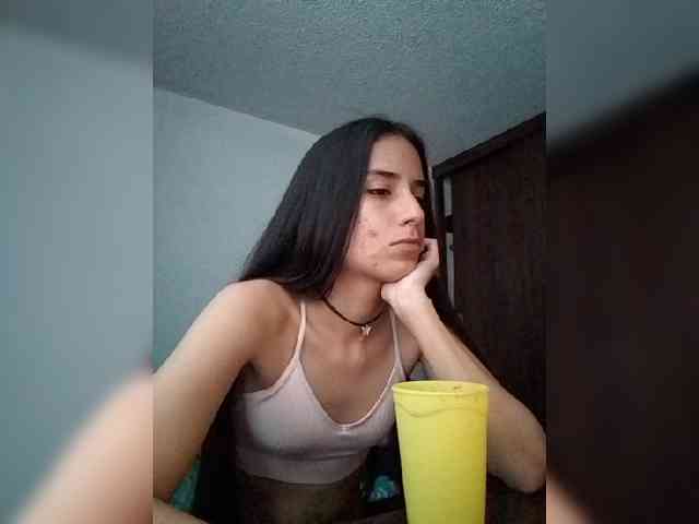 Dannali22 webcam