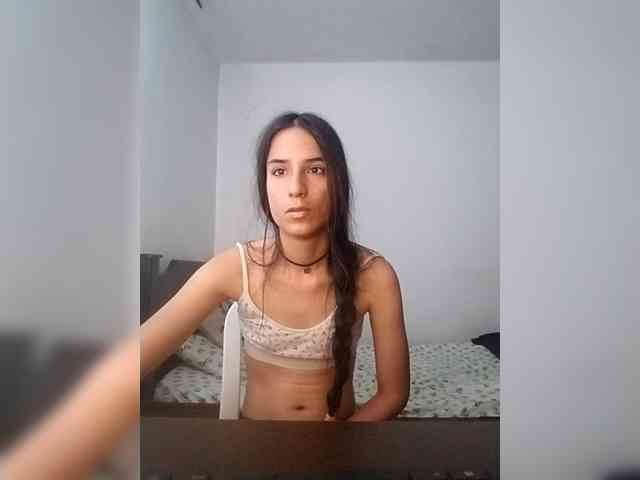 Dannali22 webcam