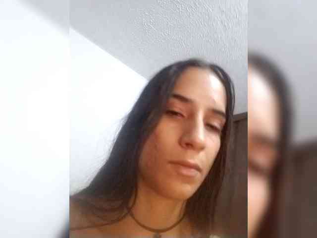 Dannali22 webcam