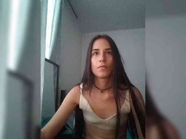 Dannali22 webcam
