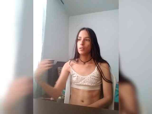 Dannali22 webcam