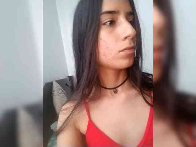 Dannali22 webcam