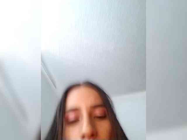Dannali22 webcam
