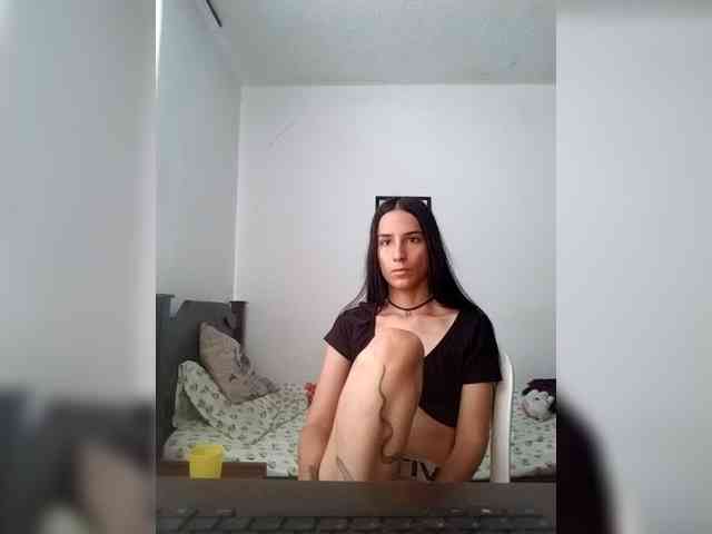Dannali22 webcam