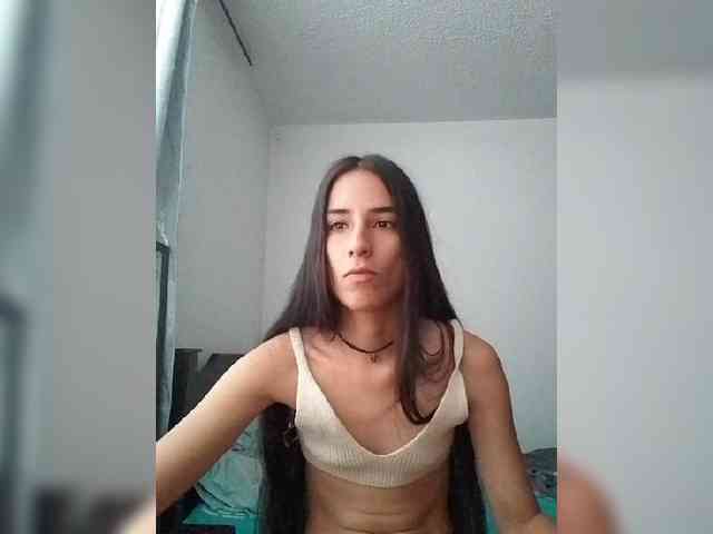 Dannali22 webcam