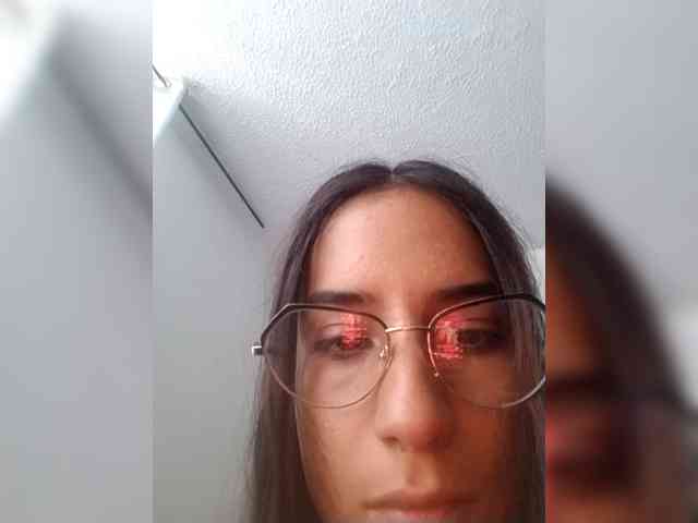 Dannali22 webcam