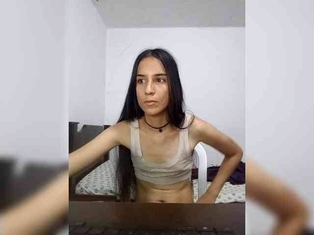 Dannali22 webcam