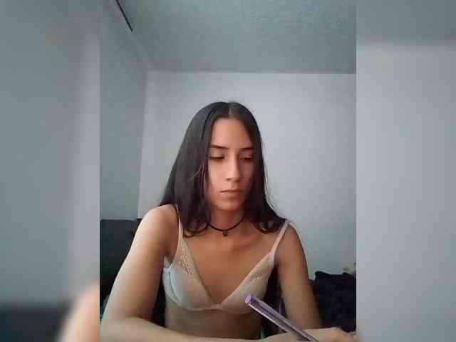 Dannali22 webcam