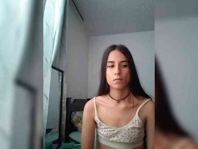 Dannali22 webcam
