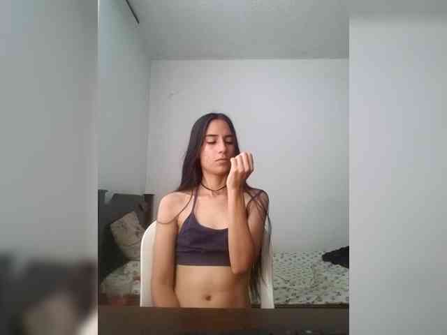 Dannali22 webcam