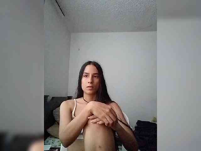 Dannali22 webcam