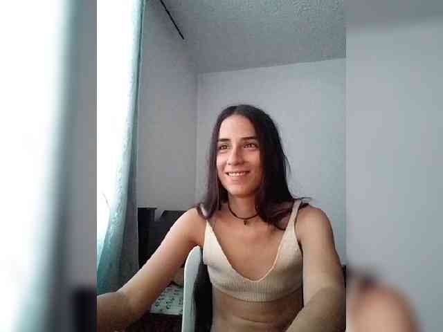 Dannali22 webcam