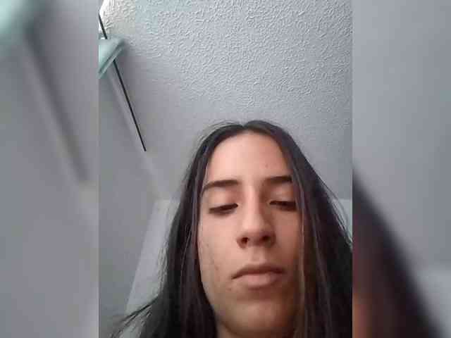 Dannali22 webcam