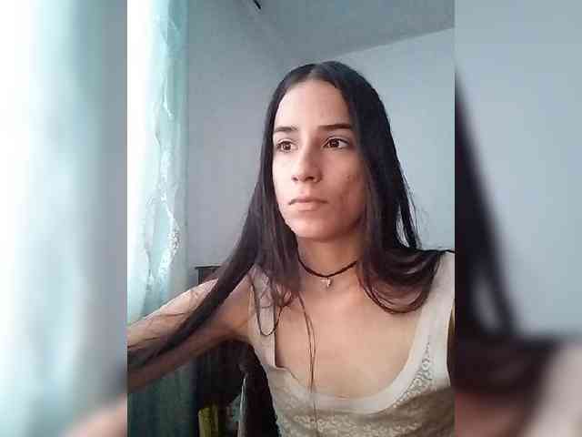 Dannali22 webcam