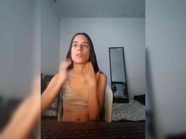Dannali22 webcam